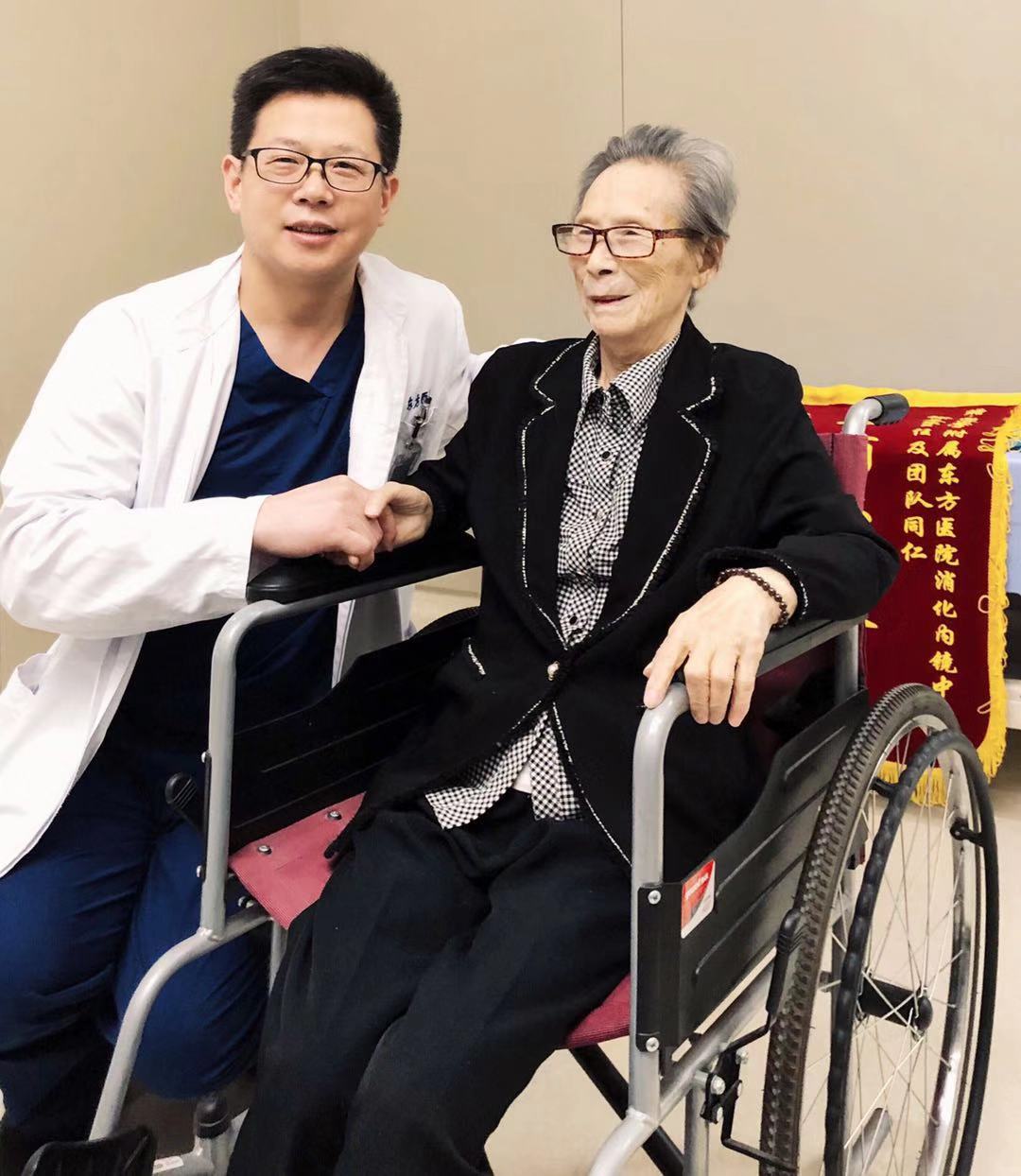 握手照片1.jpg
