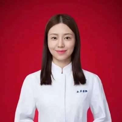 徐玲.jpg