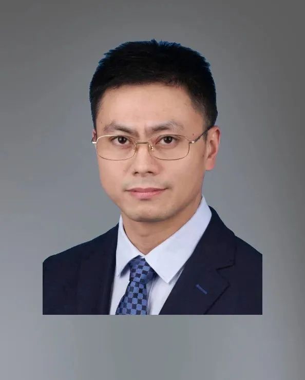 肖亚平.jpg