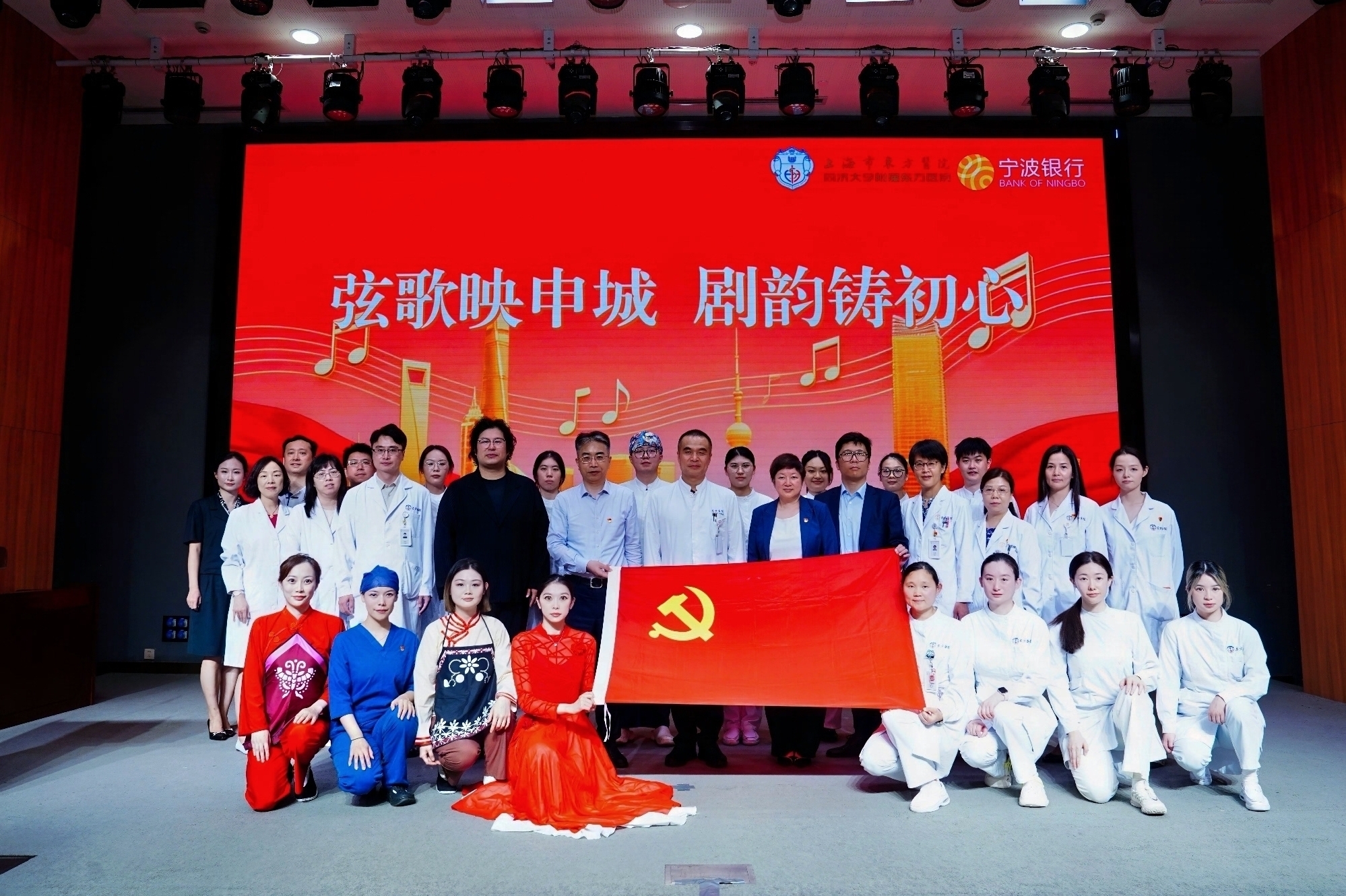 17846163209820.jpg 歌舞1.jpg
